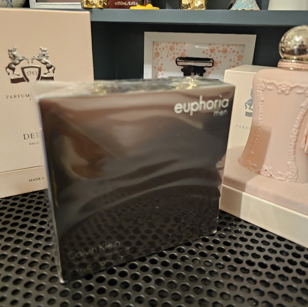 Calvin Klein Euphoria Men After Shave. 3.3 Fl Oz
